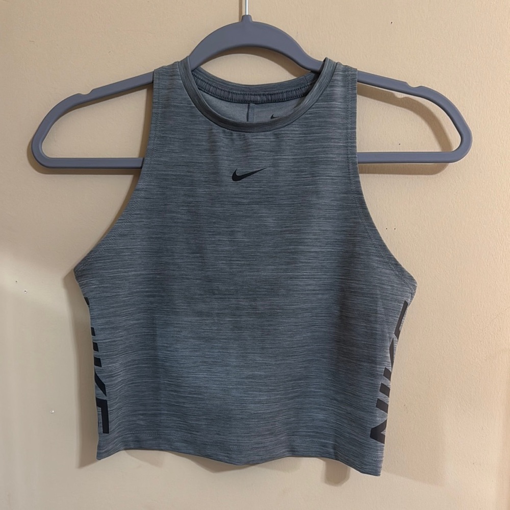 Nike Gray Fitted Crop Tank Top